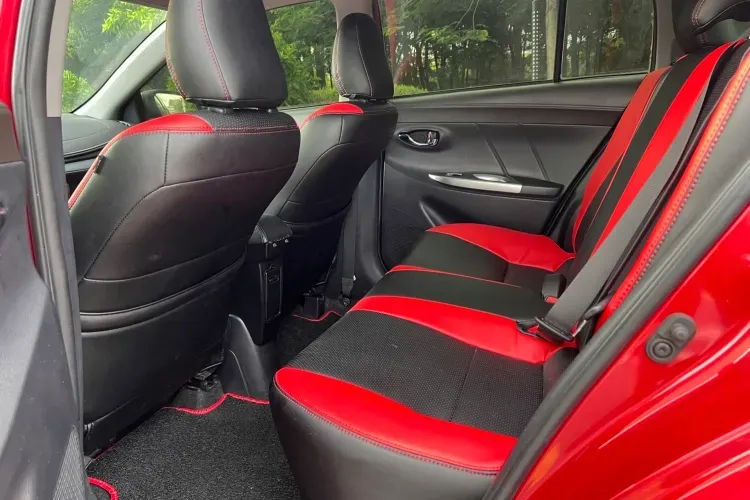 2015 Toyota Yaris L 1.5L 107HP L4 4AT,autocango,china used car exporter,china ev exporter,chinese used car exporter,chinese used ev exporter