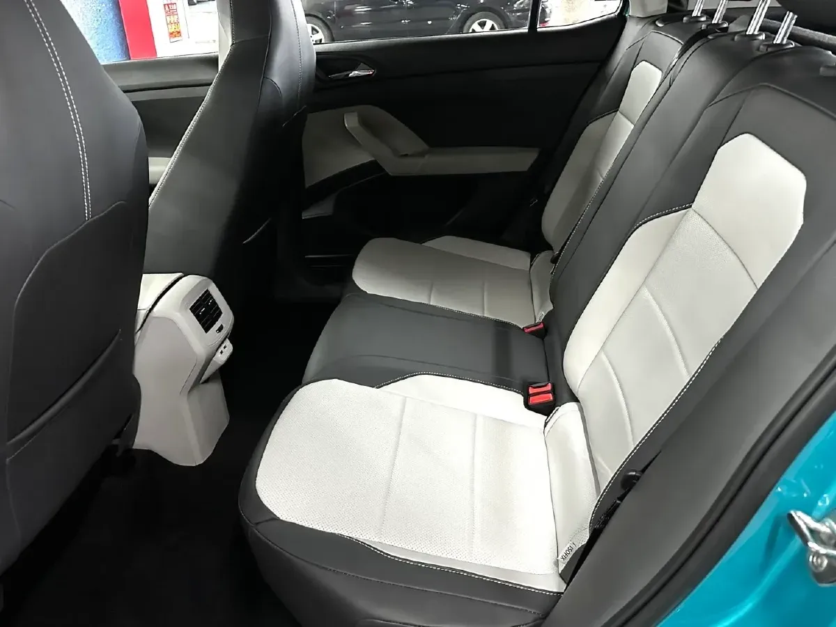 2023 Volkswagen T-Cross 1.5T 160HP L4 7DCT,autocango,china used car exporter,china ev exporter,chinese used car exporter,chinese used ev exporter