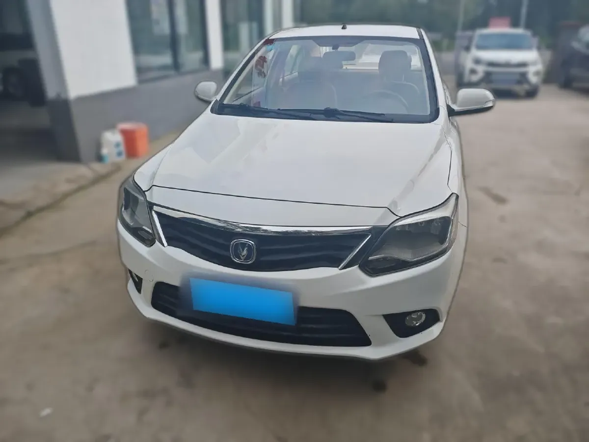 2015 ChangAn Alsvin V3 1.4L 101HP L4 5MT,autocango,china used car exporter,china ev exporter,chinese used car exporter,chinese used ev exporter