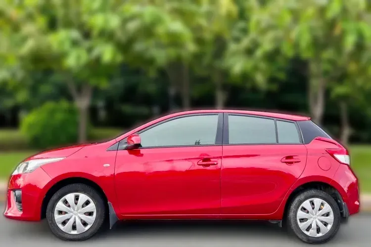 2015 Toyota Yaris L 1.5L 107HP L4 4AT,autocango,china used car exporter,china ev exporter,chinese used car exporter,chinese used ev exporter
