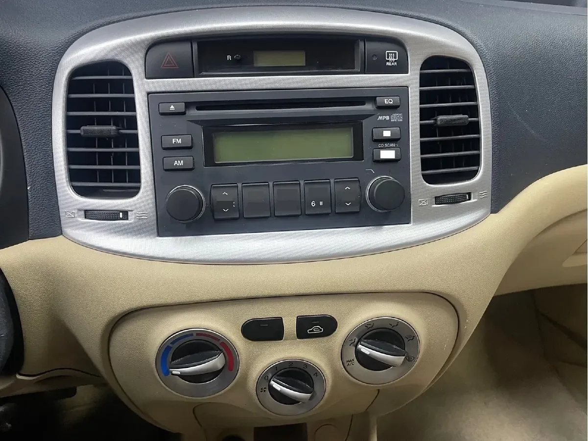 2009 Hyundai Accent 1.4L 95HP L4 5MT,autocango,china used car exporter,china ev exporter,chinese used car exporter,chinese used ev exporter