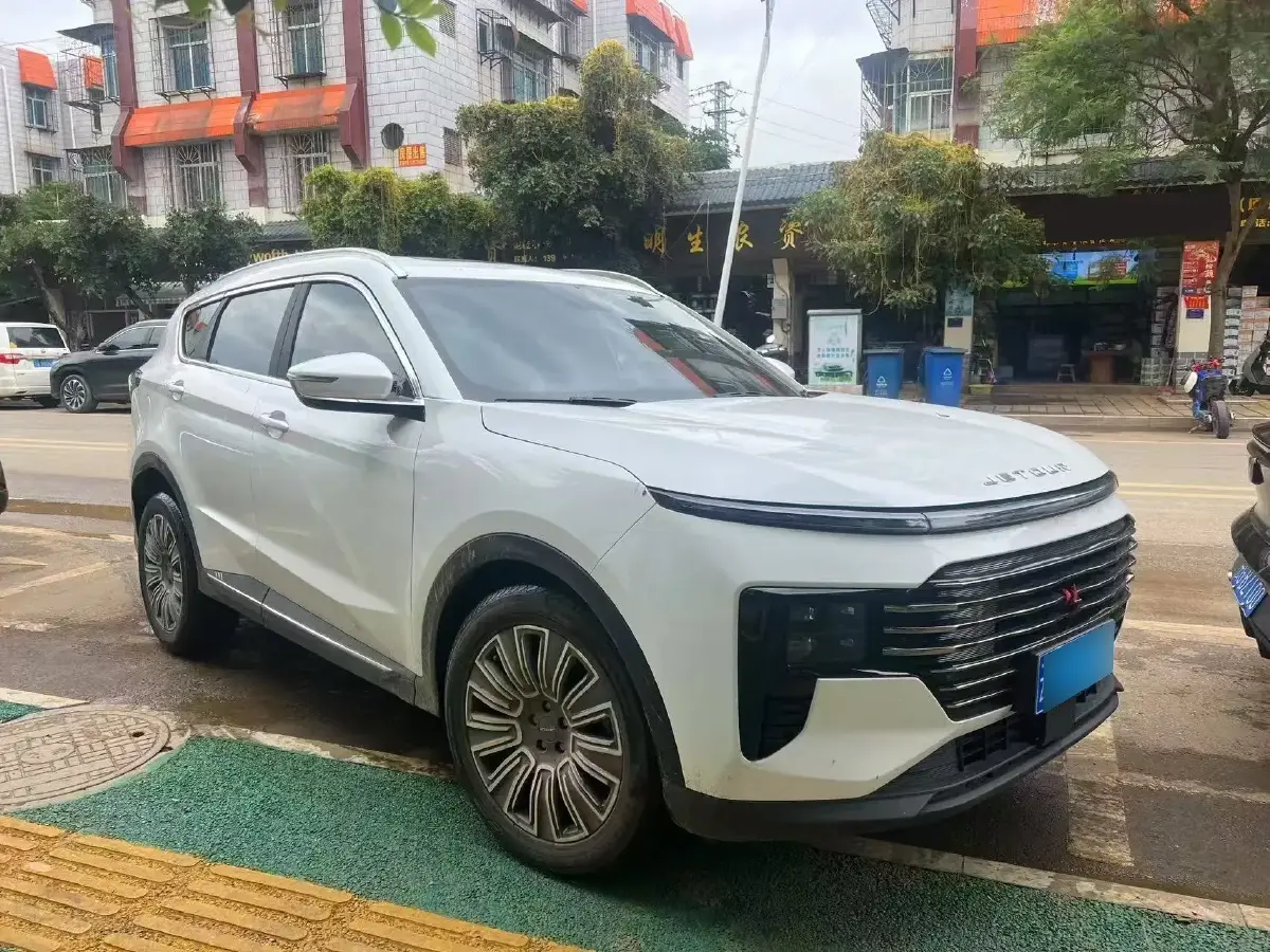 2024 Jetour X70 Plus 1.5T 156HP L4 6DCT